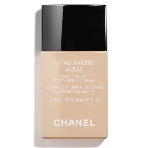 NIB Chanel Vitalumière Aqua 10 Beige